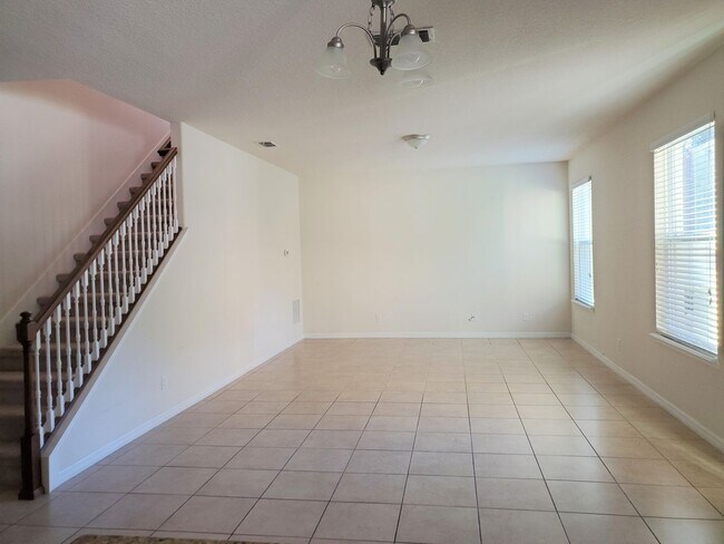 Foto del edificio - Stunning 6 bedrooms home located at Millen...