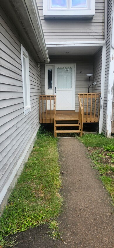 Foto principal - 255 Pine Rock Ave