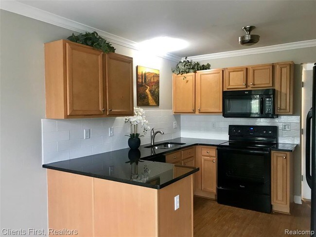 Building Photo - 738 Natures Cove Ct
