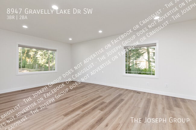 Foto del edificio - 8947 Gravelly Lake Dr SW