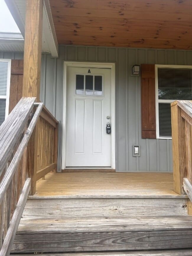 Building Photo - 385 Virginia St