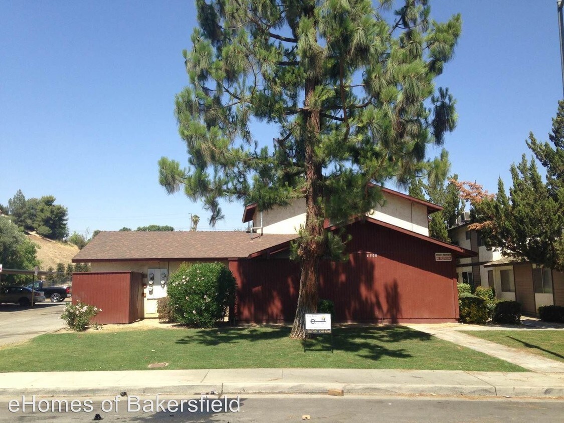 Primary Photo - 4500 Tierra Verde St