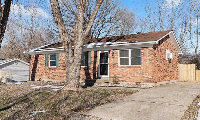 Foto del edificio - 1045 Greenway Dr
