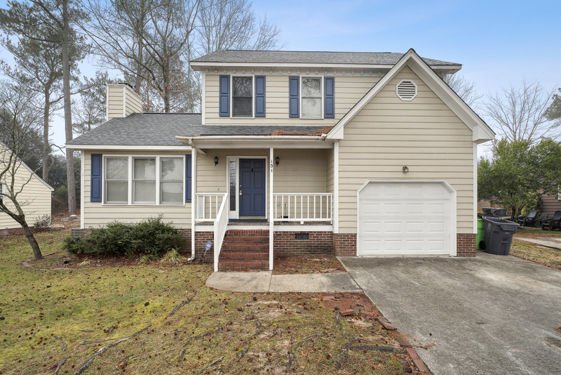 Primary Photo - 131 Autumn Ridge Dr