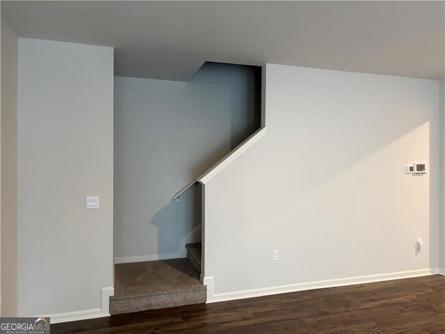 Building Photo - 30 Robinson Ridge