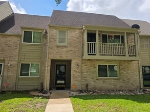 Building Photo - 2114 Greenbriar Colony Dr