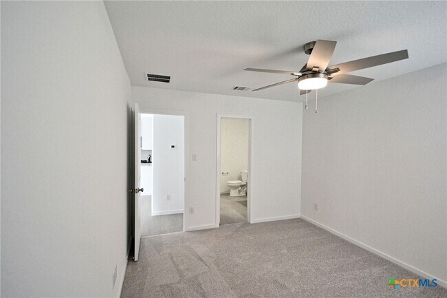 Foto del edificio - 11519 Field Briar