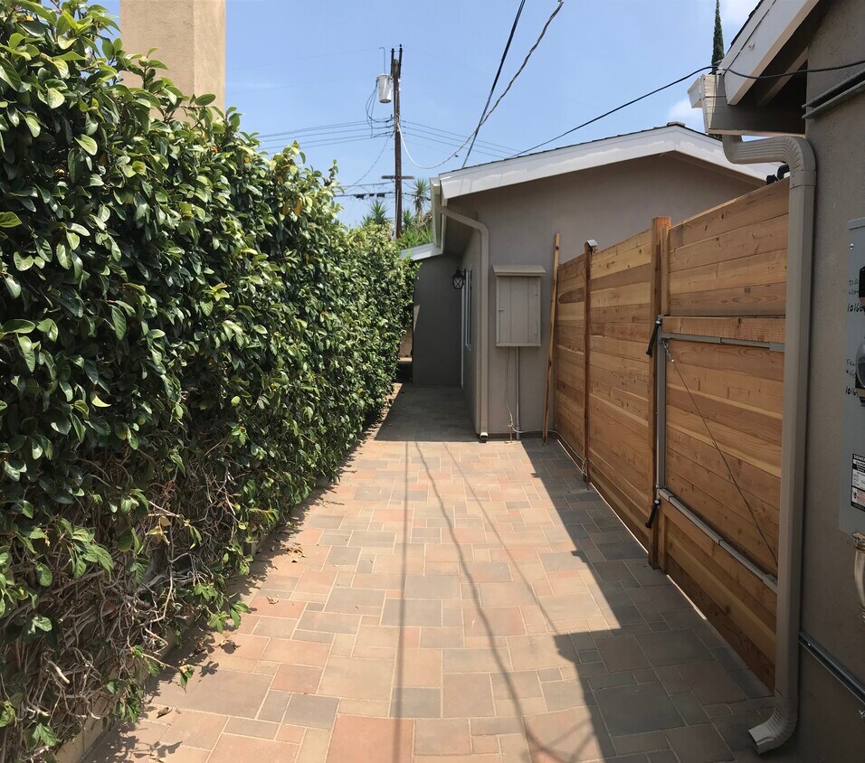 Foto principal - 10166 Petit Ave