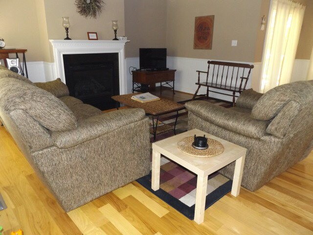 Foto del edificio - 337 W Point Dr