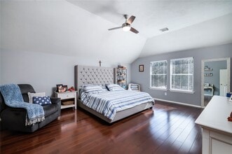 Building Photo - 143 S Vesper Bend Cir