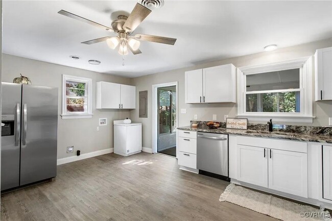 Building Photo - 63 W 29th St