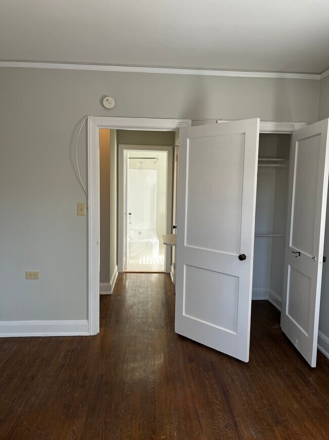 Foto del edificio - 4103 Devine St