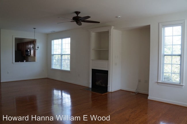 Building Photo - 1205 Belmeade Dr