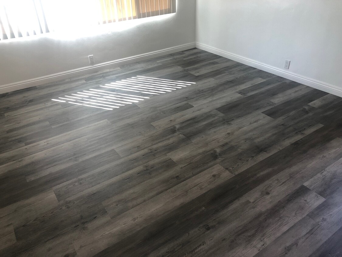 Building Photo - 252 Bonito Ave