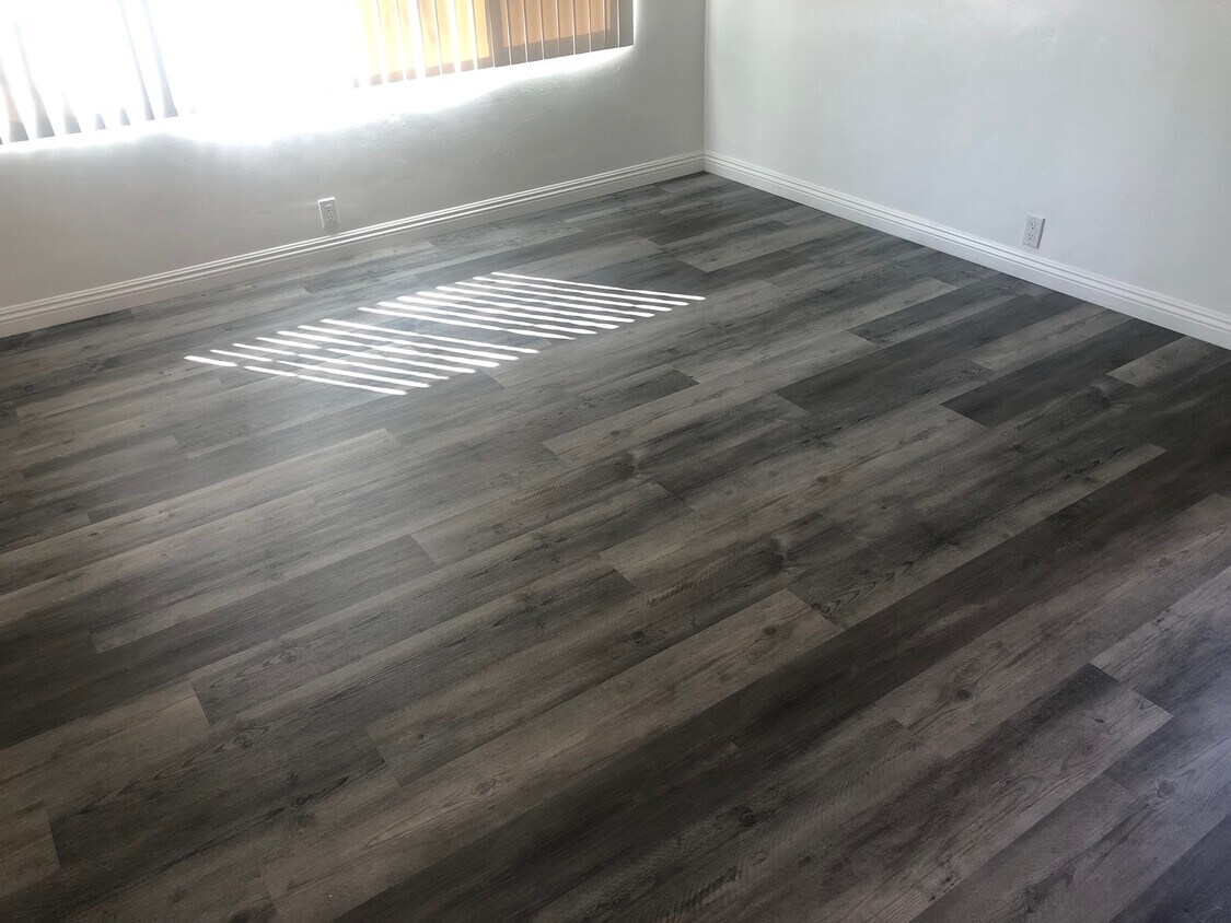 Foto del edificio - 252 Bonito Ave