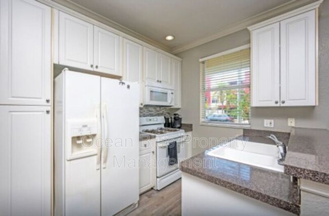Foto del edificio - 113 Key Haven Ct