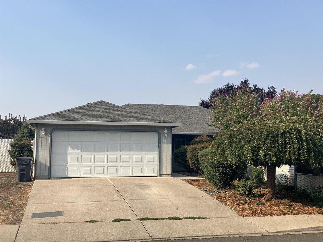Primary Photo - 941 Hopkins Rd