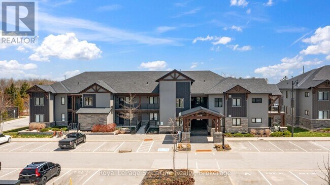 Building Photo - 11 Beausoleil Ln