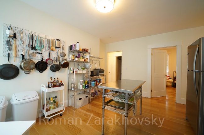 Foto del edificio - 319 Columbia St