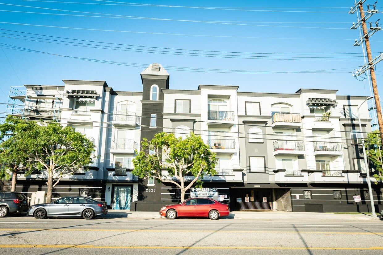 2820 Sawtelle Blvd Apartments in Los Angeles, CA