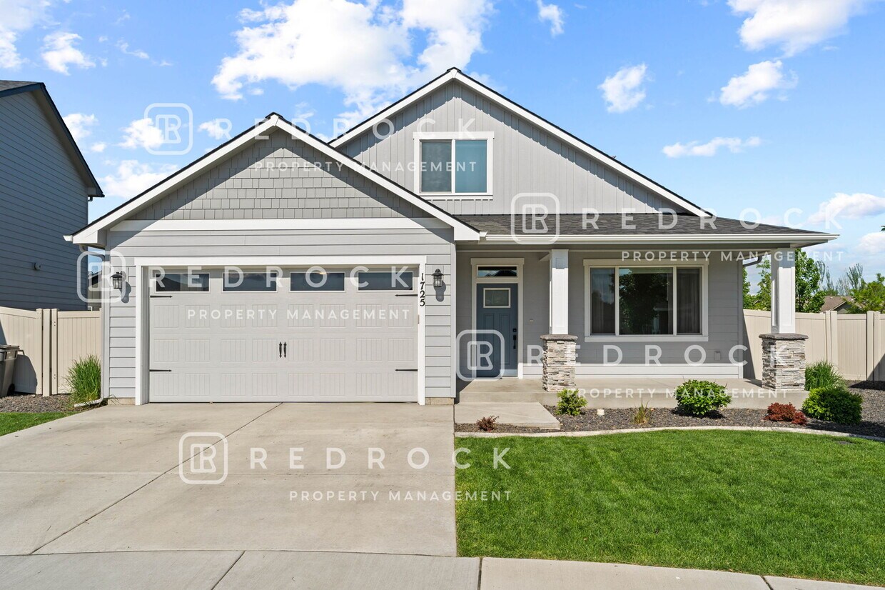 Primary Photo - 1725 N Meyers Ct