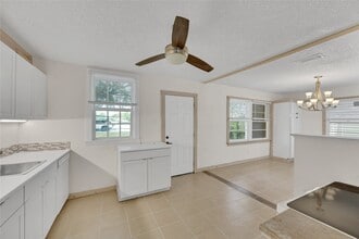 Building Photo - 3103 H Ave