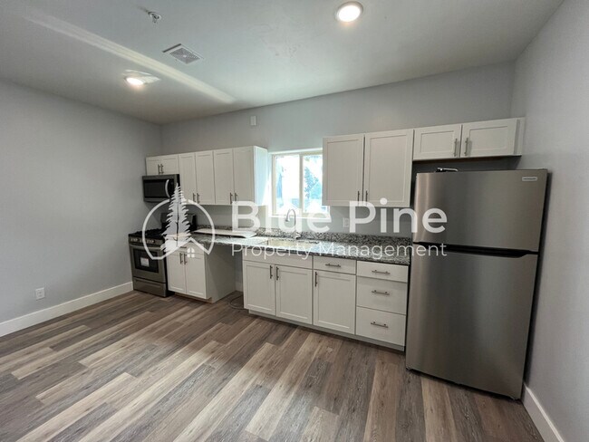 Foto del edificio - 1448-1448 E 17th St
