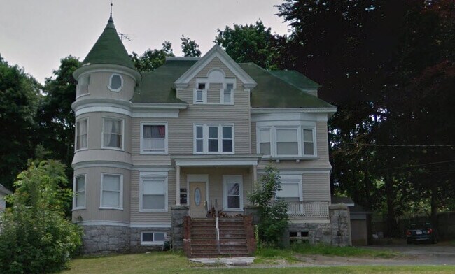 Foto del edificio - 104 Olive Avenue