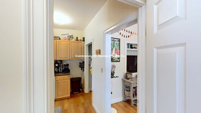 Foto del edificio - 1340 Commonwealth Ave