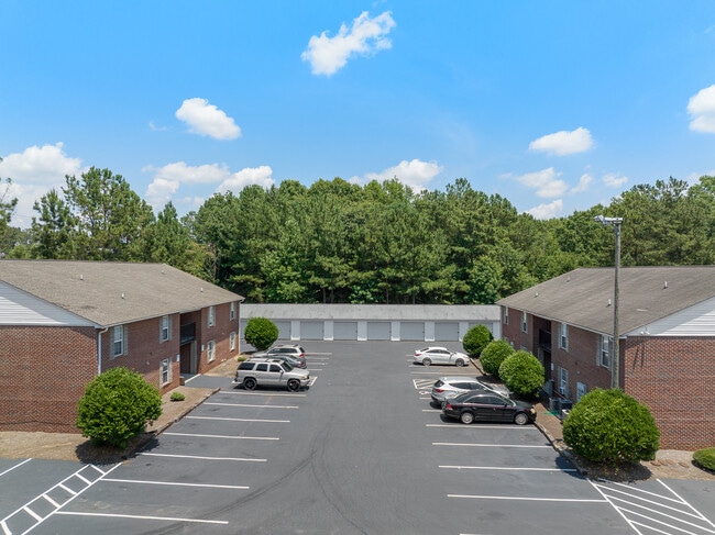 Building Photo - Reaves Place Apartments