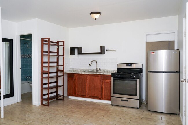 Foto del edificio - 161 1/2 N Hoover St