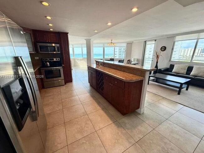 Photo - 7135 Collins Ave cu-815 Apartment