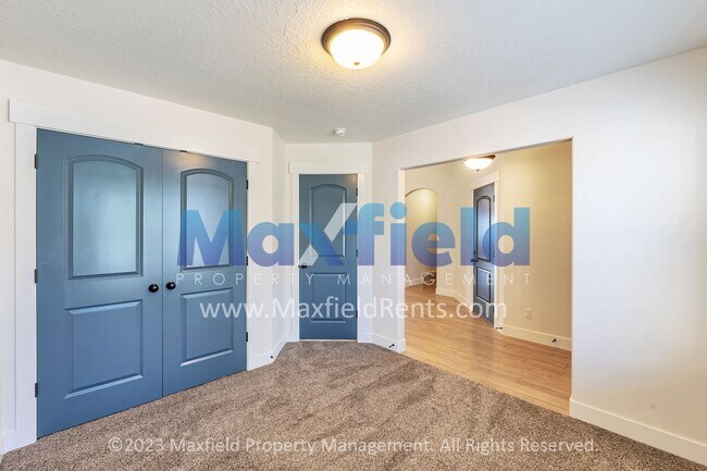 Building Photo - Traverse Mountain View Home