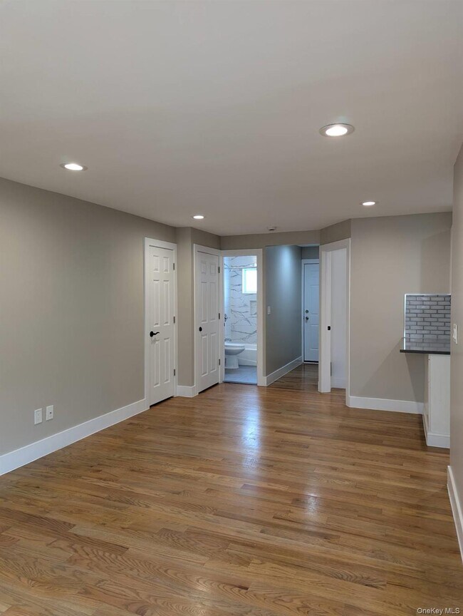 Foto del edificio - 1735 N Gardiner Dr