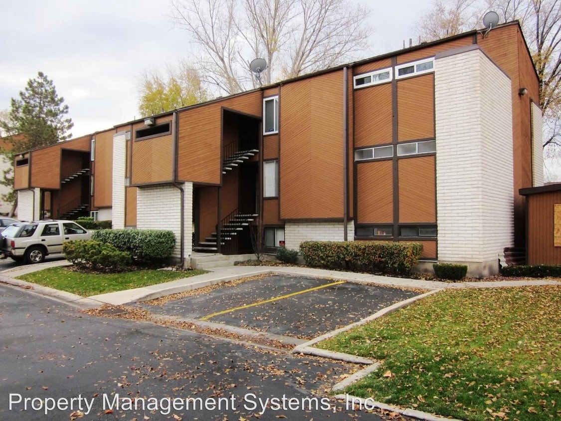 Primary Photo - 2408 S Elizabeth St
