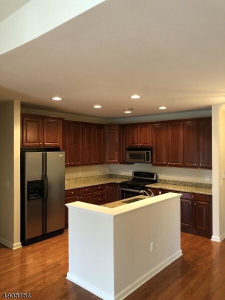 Foto del edificio - 84 Ridgeview Ln