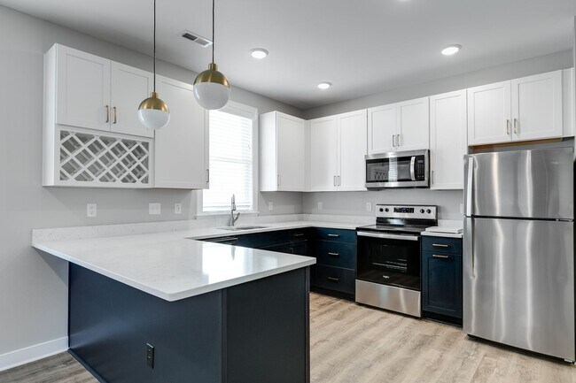 Building Photo - 1127 N 29th St