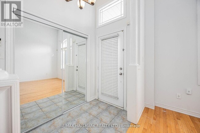 Building Photo - 17 Oceanview St