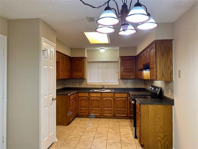 Foto del edificio - 10828 Tall Oak Dr