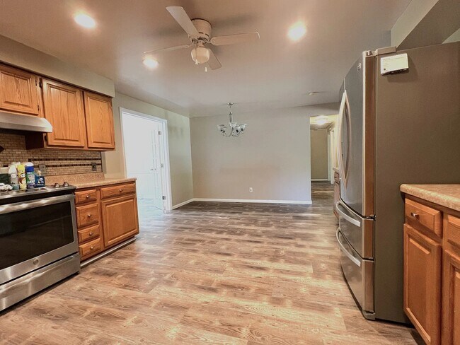 Foto del edificio - 4112 South Dr
