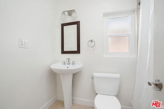Foto principal - 3460 Redwood Ave