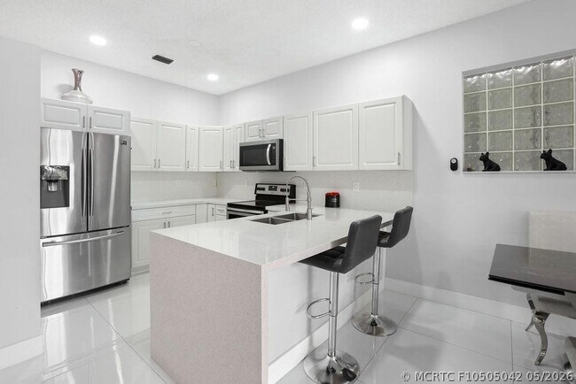 Foto del edificio - 4812 NW 19th St