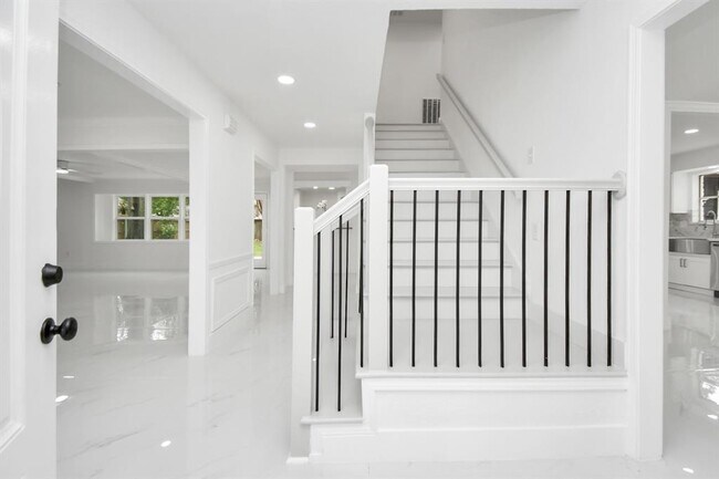 Building Photo - 8307 Champion Forest Cir