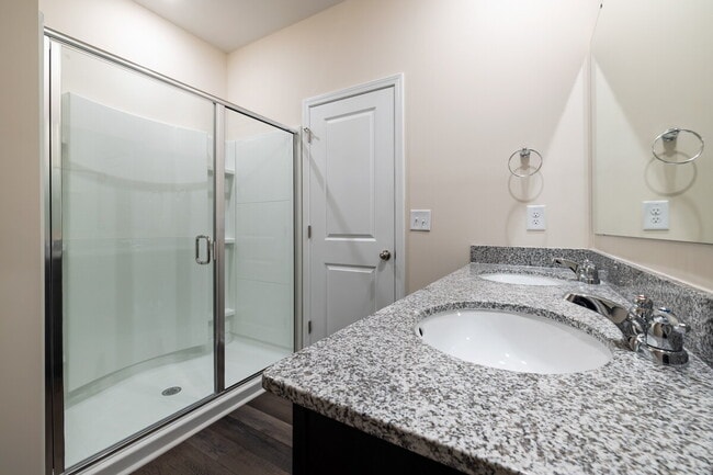 Building Photo - Deposit-Free Living! 4BR/2BA Ibis Ranch | Internet & Cable Included