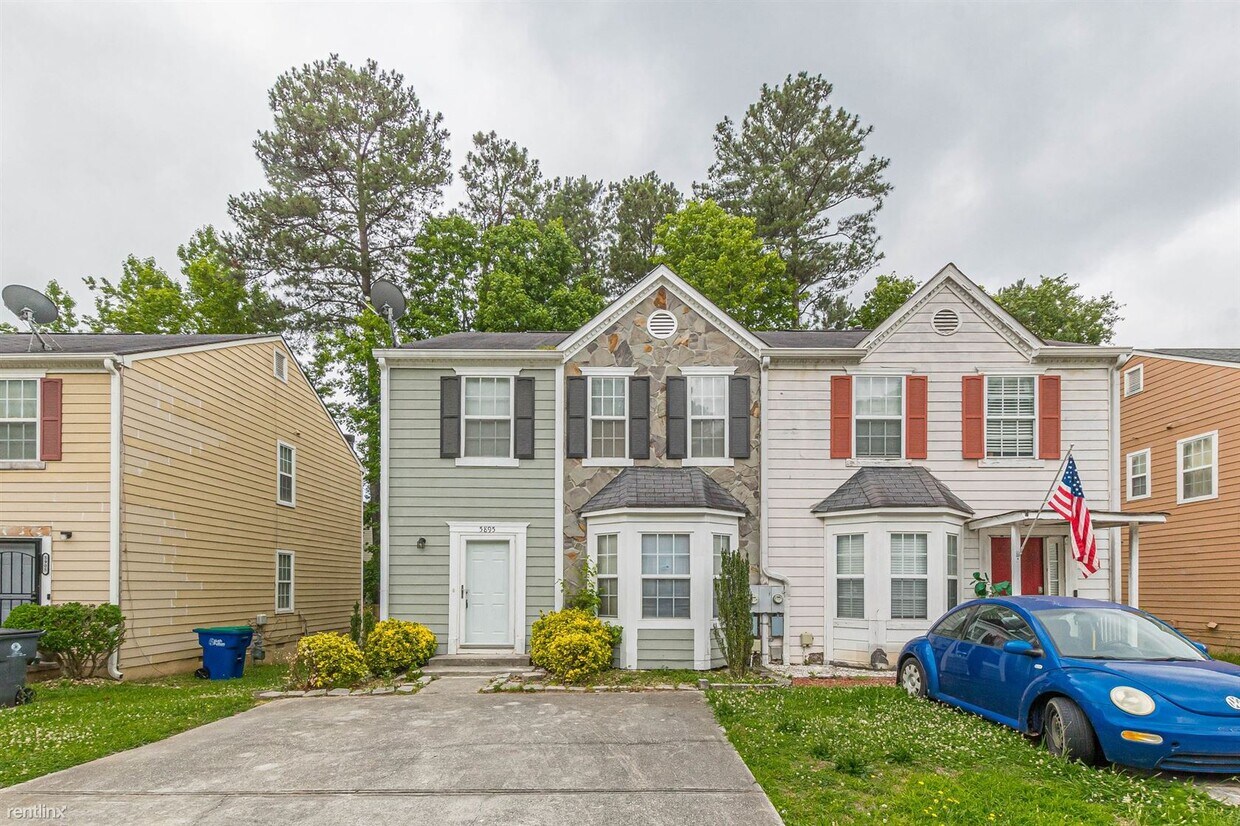 Primary Photo - 3 br, 2.5 bath Townhome - 5895 Hampton Court