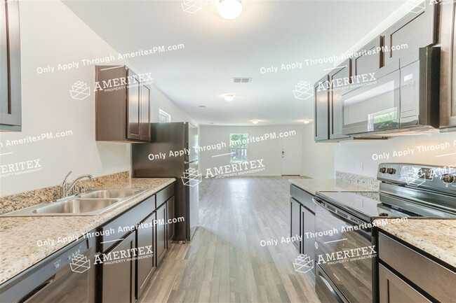 Foto del edificio - 602 N Taylor St