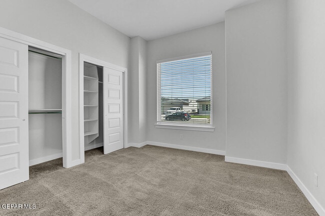 Building Photo - 13405 Emerald Glass Dr