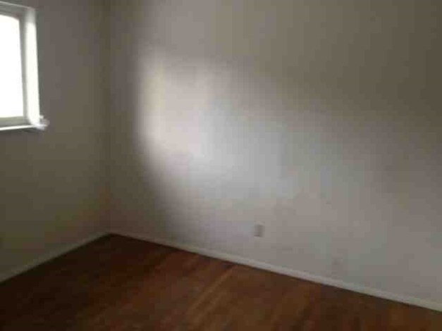 Building Photo - 1821 Mills Ave