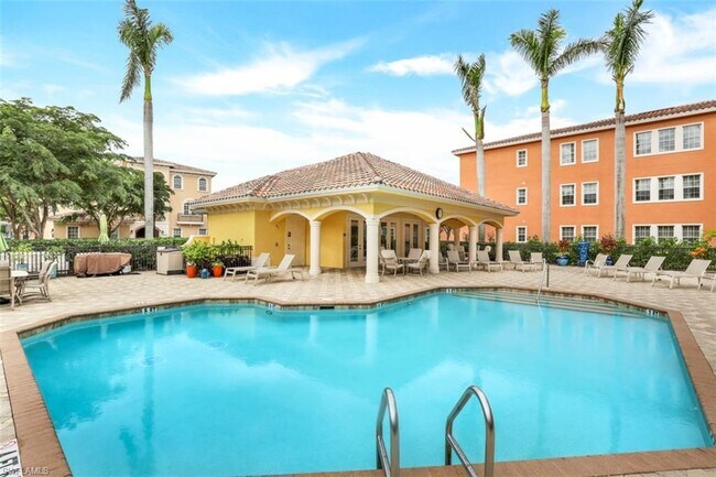 Building Photo - 10820 Vivaldi Ct