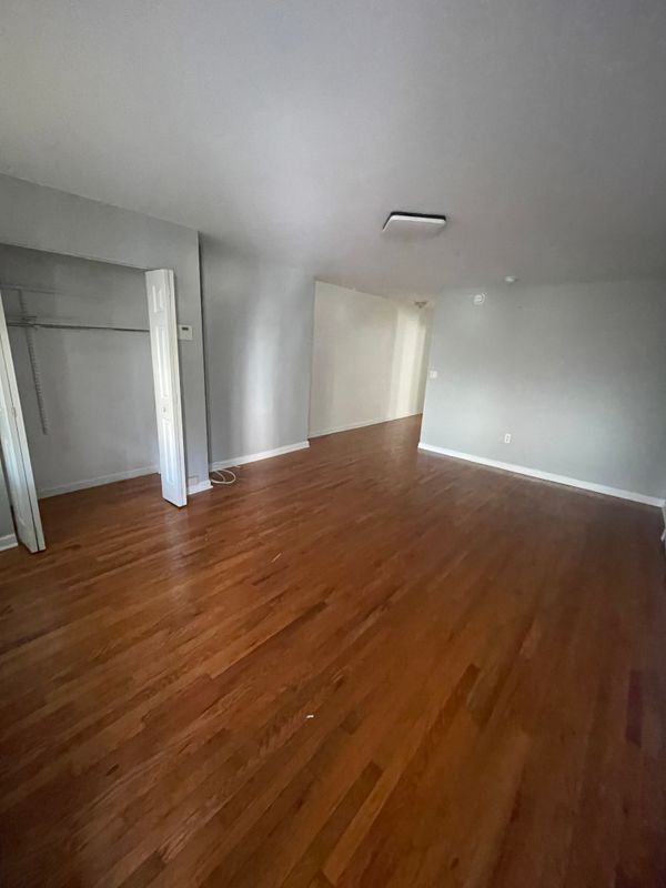 Foto del edificio - 820 Wynnewood Rd